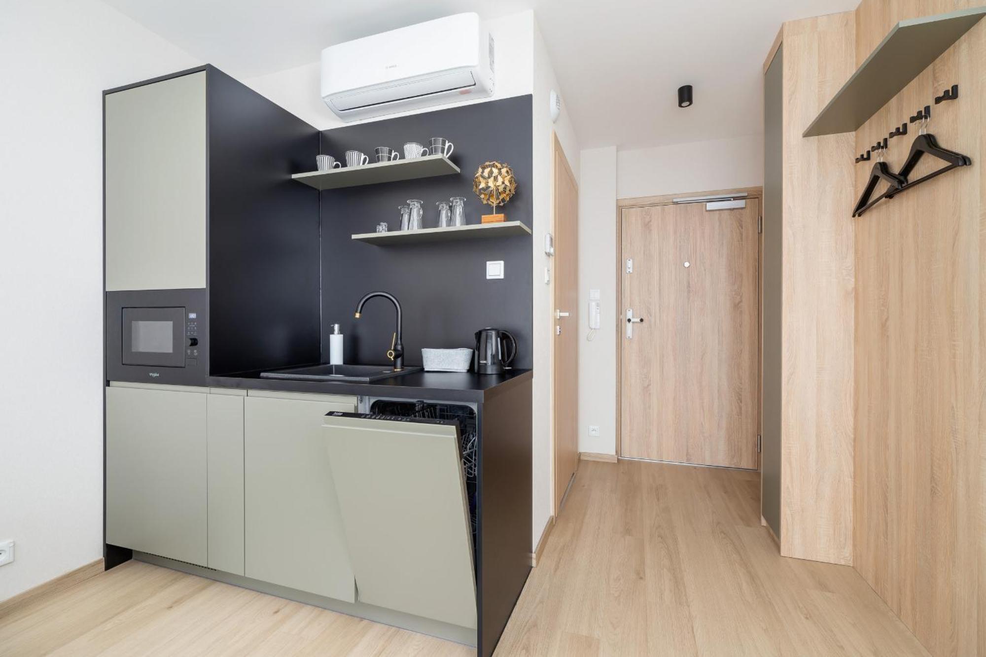 Апартаменти Modern With Air Conditioning In Downtown By Renters *