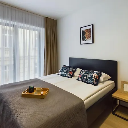 Modern Studios With Air Conditioning In Downtown Krakow By Noclegi Renters Exterior photo